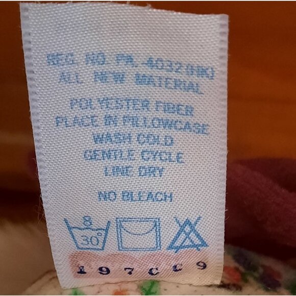 Vintage 1998 Fisher Price Stuffed Bear With Purple Dress with a flower - Picture 8 of 10